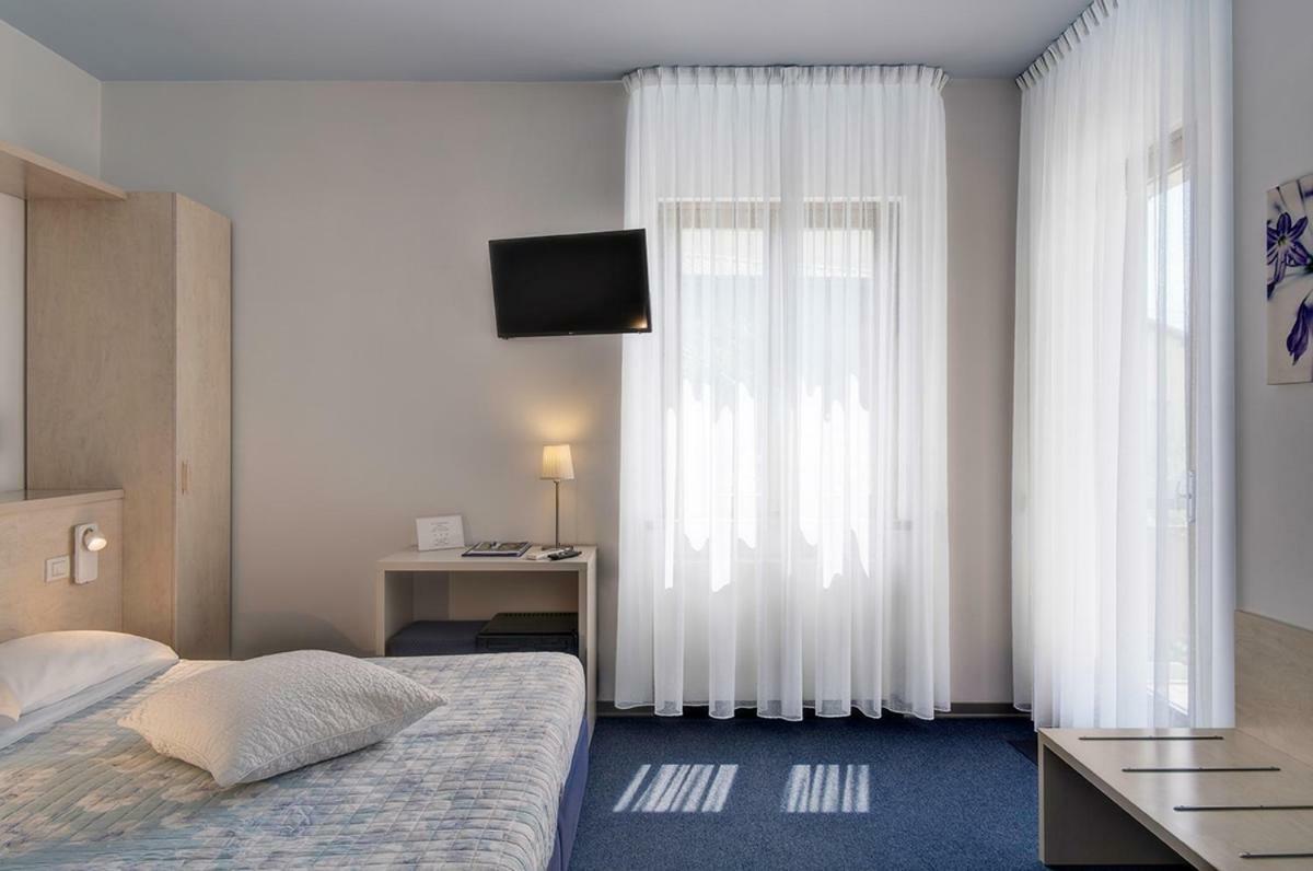 Hotel Erika Malcesine Eksteriør bilde